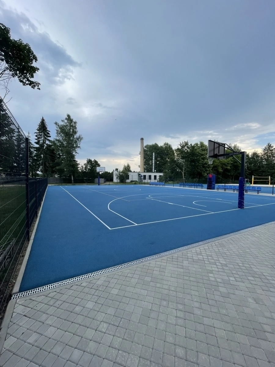 Sportinių linijų bei aikštelių dažymas