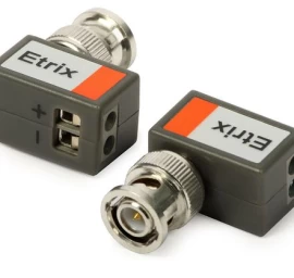 Video signalo keitikliai vytos poros kabeliui (BNC į UTP CAT5e), kampiniai